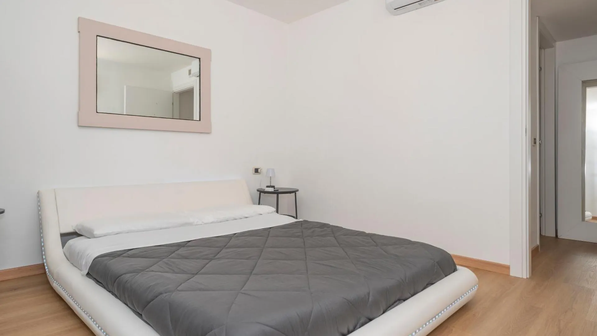 Villoresi 4 Apartment Milan
